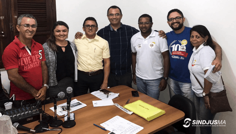 Servidores da Comarca de Joselândia reunidos para a Assembleia Regional do Sindjus-MA