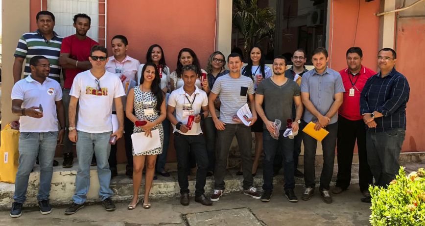 Servidores da Comarca de Pedreiras reunidos para Assembleia Geral Regional do Sindjus-MA