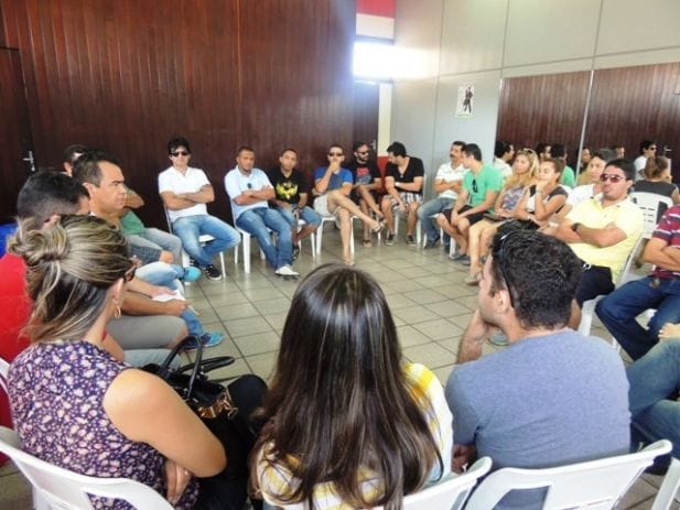 Decisão por contratação de advogados foi tomada em reunião com oficiais de Justiça. Foto: Arquivo
