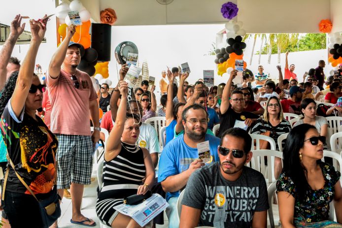 Servidores de São Luís votando reforma estatutária do Sindjus-MA