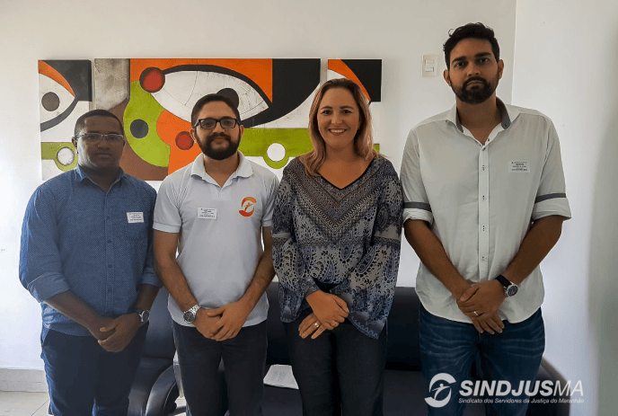 O vice-presidente do Sindjus-MA, George Ferreira; o diretor de Assuntos Jurídicos do Sindicato, Artur Estevam Filho, a deputada estadual Nina Melo (PMDB), e o diretor de Mobilização, Pedro Davi Araújo