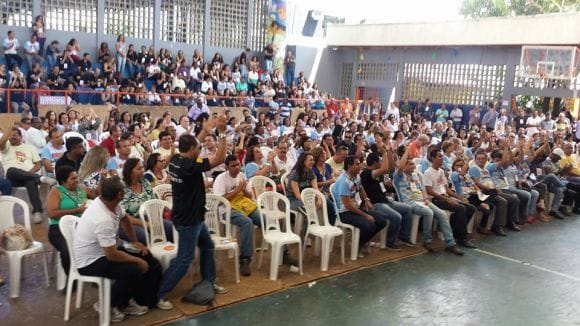 Sob o comando do SINPOJUD, a categoria permanece unida em greve geral pela aprovação do projeto de lei que repõe suas perdas inflacionárias de 2015.