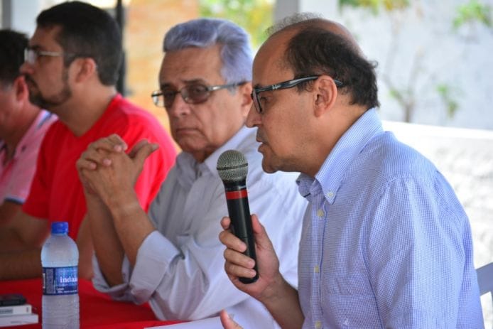 Os assessores jurídico do SINDJUS-MA, (à esquerda - Alcebíades Dantas), (à direita - Pedro Duailibe).