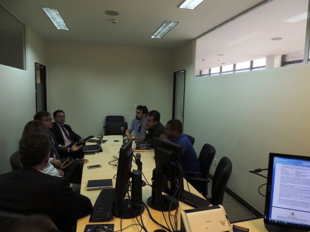 Estiveram presentes ao encontro representantes do SINDUS-MA., TJ-MA, PGE-MA e OAB-MA.