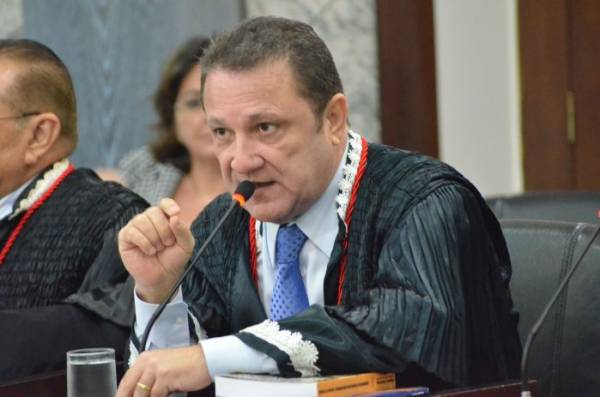 o presidente do TJMA, desembargador Cleones Cunha, que foi relator da votação da Minuta assegurou que os servidores serão ouvidos como solicitou o Sindjus-Ma durante o processo de Agregação das Comarcas. A avaliação será feita caso a caso.