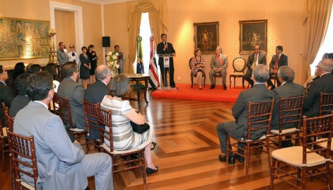 Flávio Dino discursa ao lado da presidente do TJMA, desembargadora Cleonice Freire e do ministro Ricardo Lewandowski. Foto: O Imparcial