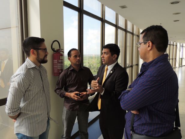 o deputado Wellington do Curso sempre recebeu o SindjusMA para tratar das demandas dos servidores.