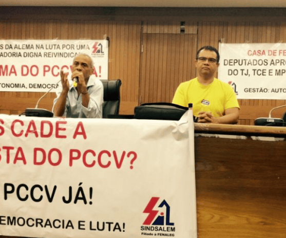 Luís Carlos Noleto, do Sindsalem (à esquerda) e Aníbal Lins, do SINDJUS/MA
