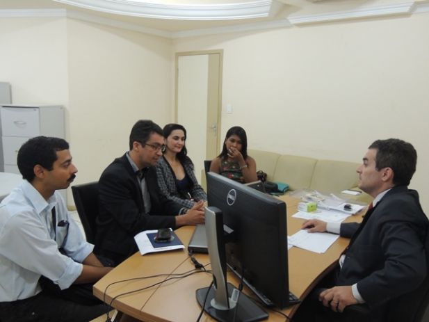 SINDJUS/MA e SSP definem estratégias para aumentar segurança de oficiais e comissários do TJMA 