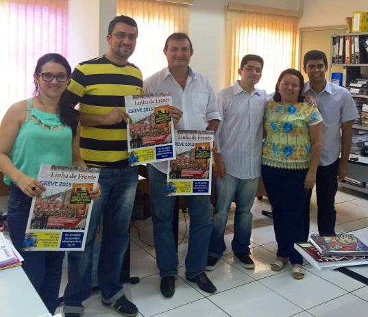 Márcio Luís durante visita à comarca de São João dos Patos. Da esquerda para direita: Maria da Conceição Moraes, Márcio Luís (vice-presidente do Sindjus), Aderbal de Moura, Marcelo Leal, Euridice de Sousa e Guilherme Madeira.